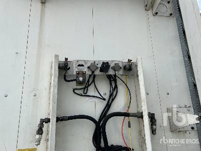 Kapalı karoser dorse SCHMITZ SW24 Tri/A: fotoğraf 8