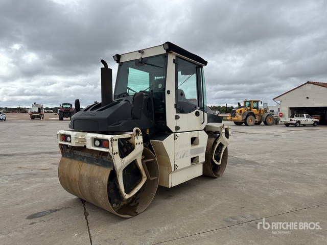 2011 Bomag BW154AP-AM Compacteur Vibrant Tandem Double Drum Roller - Yol silindiri: fotoğraf 3 2011 Bomag BW154AP-AM Compacteur Vibrant Tandem Double Drum Roller - Yol silindiri: fotoğraf 3