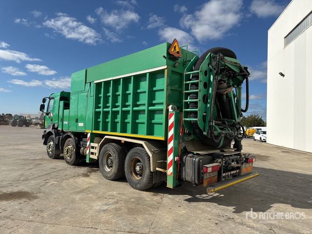 2011 Renault Kerax 8x4 Camion Aspiratrice Vacuum Excavator Truck - Vidanjör: fotoğraf 3 2011 Renault Kerax 8x4 Camion Aspiratrice Vacuum Excavator Truck - Vidanjör: fotoğraf 3