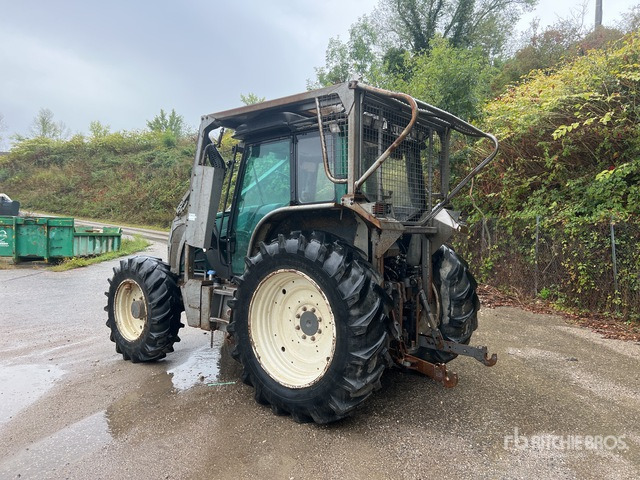 2013 Valtra N143 4x4 Tracteur Forestier (Inoperable) 4WD Tractor - Traktör: fotoğraf 3 2013 Valtra N143 4x4 Tracteur Forestier (Inoperable) 4WD Tractor - Traktör: fotoğraf 3