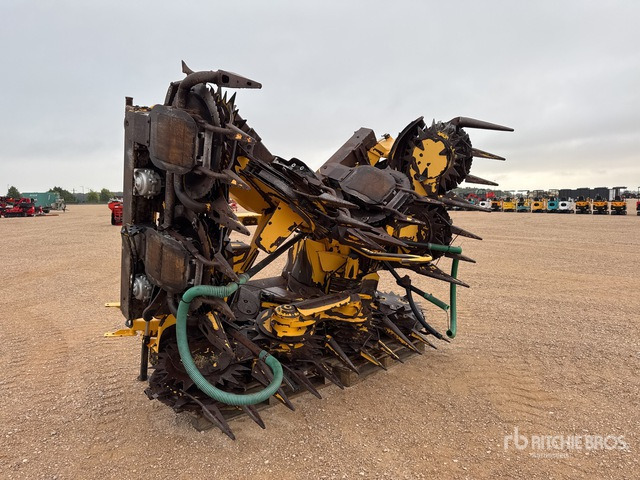 2014 New Holland 750SFIE Bec A Mais 10 Rangs 10 Row Corn Forage Harvester Header - Mısır tablası: fotoğraf 2 2014 New Holland 750SFIE Bec A Mais 10 Rangs 10 Row Corn Forage Harvester Header - Mısır tablası: fotoğraf 2