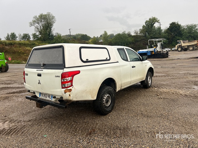 2018 Mitsubishi L200 4x4 Extended Cab (Inoperable) Pickup - Pikap: fotoğraf 3 2018 Mitsubishi L200 4x4 Extended Cab (Inoperable) Pickup - Pikap: fotoğraf 3