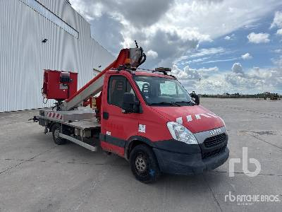 IVECO 35S11 2014 Multitel MT202 20 m on Cam ... - Araç üzerine platform: fotoğraf 4 IVECO 35S11 2014 Multitel MT202 20 m on Cam ... - Araç üzerine platform: fotoğraf 4