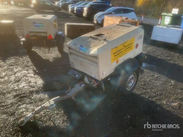 2013 Doosan 720 Mobile (Inoperable) Air Compressor - Hava kompresörü: fotoğraf 1 2013 Doosan 720 Mobile (Inoperable) Air Compressor - Hava kompresörü: fotoğraf 1