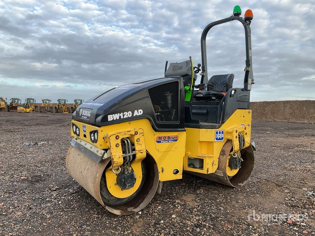 2015 Bomag 120AD-5 Double Drum Roller - Silindir makinesi: fotoğraf 1 2015 Bomag 120AD-5 Double Drum Roller - Silindir makinesi: fotoğraf 1