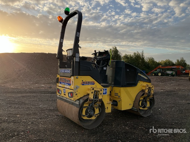 2015 Bomag 120AD-5 Double Drum Roller - Silindir makinesi: fotoğraf 3 2015 Bomag 120AD-5 Double Drum Roller - Silindir makinesi: fotoğraf 3