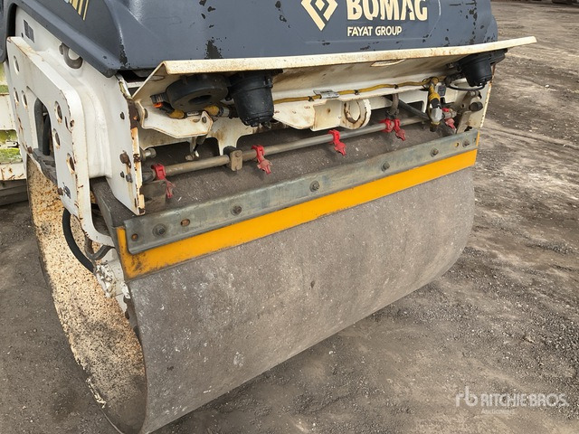2015 Bomag BW135AD-5 Double Drum Roller - Yol silindiri: fotoğraf 5 2015 Bomag BW135AD-5 Double Drum Roller - Yol silindiri: fotoğraf 5