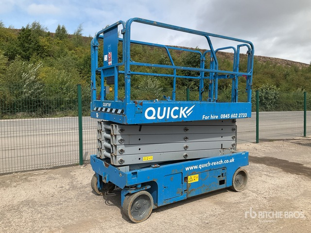 2015 Genie GS3246 Electric Scissor Lift - Makasli platform: fotoğraf 2 2015 Genie GS3246 Electric Scissor Lift - Makasli platform: fotoğraf 2