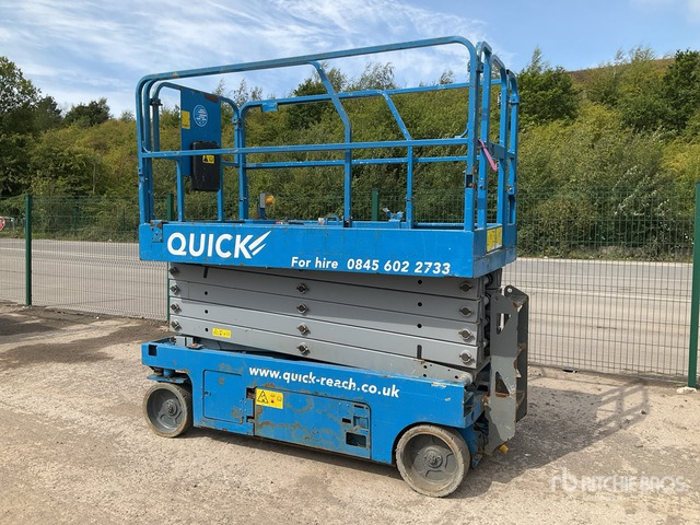 2015 Genie GS3246 Electric Scissor Lift - Makasli platform: fotoğraf 3 2015 Genie GS3246 Electric Scissor Lift - Makasli platform: fotoğraf 3