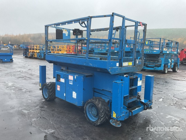 2015 Genie GS3369RT 4x4 Diesel Scissor Lift - Makasli platform: fotoğraf 3 2015 Genie GS3369RT 4x4 Diesel Scissor Lift - Makasli platform: fotoğraf 3
