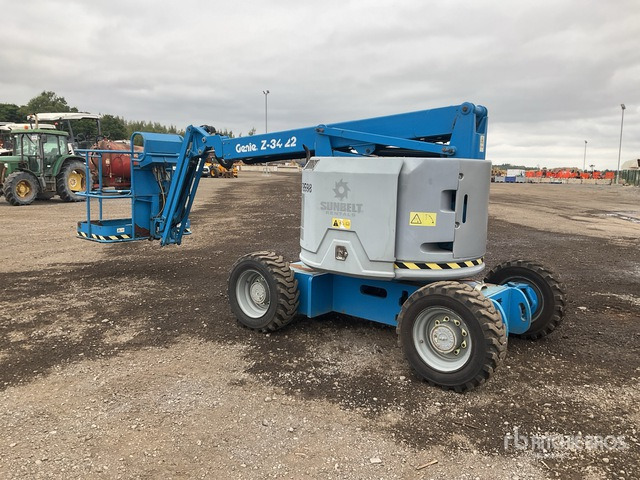 2015 Genie Z34/22 4WD Diesel Articulating Boom Lift - Eklemli platform: fotoğraf 3 2015 Genie Z34/22 4WD Diesel Articulating Boom Lift - Eklemli platform: fotoğraf 3