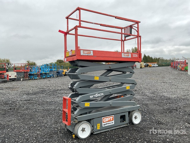 2015 Skyjack SJ 3226 2015 Skyjack SJ3226 Scissor Lift Scissor Lift - Makasli platform: fotoğraf 4 2015 Skyjack SJ 3226 2015 Skyjack SJ3226 Scissor Lift Scissor Lift - Makasli platform: fotoğraf 4