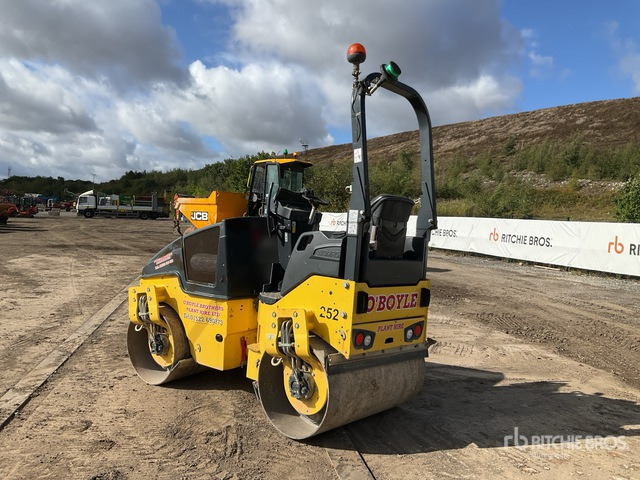2017 Bomag BW120AD-5 Double Drum Roller - Silindir makinesi: fotoğraf 4 2017 Bomag BW120AD-5 Double Drum Roller - Silindir makinesi: fotoğraf 4