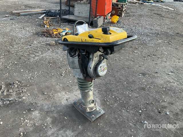 2017 Wacker Neuson BS50-2 Jumping Jack Tamper - Vibrasyonlu tokmak: fotoğraf 4 2017 Wacker Neuson BS50-2 Jumping Jack Tamper - Vibrasyonlu tokmak: fotoğraf 4