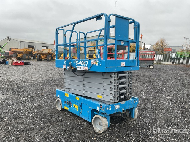 2019 Genie GS4047 2019 Genie GS4047 Scissor Lift Scissor Lift - Makasli platform: fotoğraf 4 2019 Genie GS4047 2019 Genie GS4047 Scissor Lift Scissor Lift - Makasli platform: fotoğraf 4