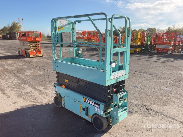 2019 JCB S1930E Electric Scissor Lift - Makasli platform: fotoğraf 3 2019 JCB S1930E Electric Scissor Lift - Makasli platform: fotoğraf 3