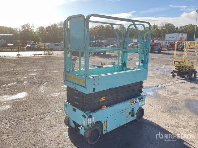 2019 JCB S1930E Electric Scissor Lift - Makasli platform: fotoğraf 4 2019 JCB S1930E Electric Scissor Lift - Makasli platform: fotoğraf 4
