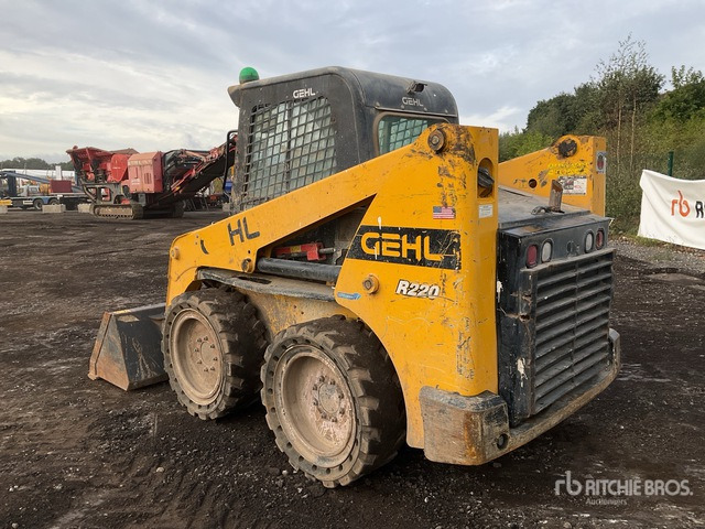 2022 Gehl R220 Skid Steer Loader - Mini yükleyici: fotoğraf 5 2022 Gehl R220 Skid Steer Loader - Mini yükleyici: fotoğraf 5
