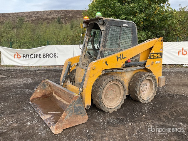2022 Gehl R220 Skid Steer Loader - Mini yükleyici: fotoğraf 2 2022 Gehl R220 Skid Steer Loader - Mini yükleyici: fotoğraf 2