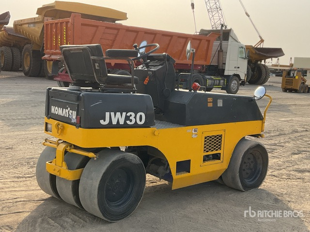 1996 Komatsu JW30-2 7 Wheel Pneumatic Roller - Lastik tekerlekli silindir: fotoğraf 3 1996 Komatsu JW30-2 7 Wheel Pneumatic Roller - Lastik tekerlekli silindir: fotoğraf 3