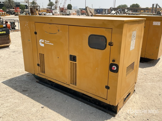 2005 Cummins 100 kVA Skid-Mounted Generator Set - Elektrikli jeneratör: fotoğraf 2 2005 Cummins 100 kVA Skid-Mounted Generator Set - Elektrikli jeneratör: fotoğraf 2