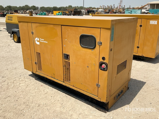 2005 Cummins C1105D5 100 kVA Skid-Mounted Generator Set - Elektrikli jeneratör: fotoğraf 1 2005 Cummins C1105D5 100 kVA Skid-Mounted Generator Set - Elektrikli jeneratör: fotoğraf 1