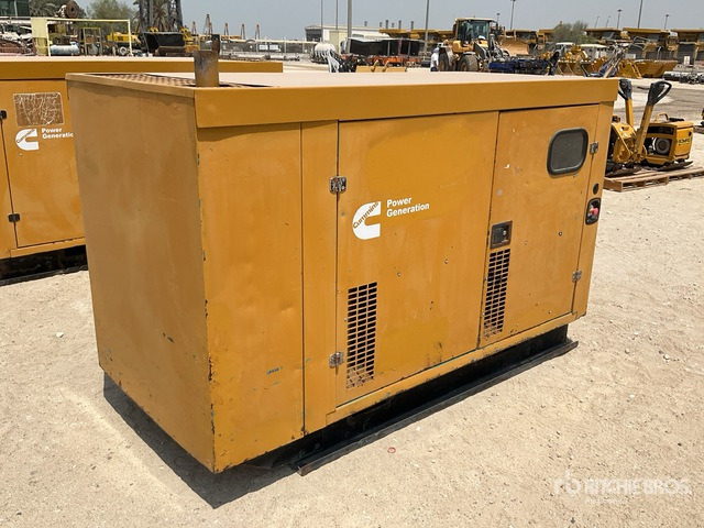 2005 Cummins C1105D5 100 kVA Skid-Mounted Generator Set - Elektrikli jeneratör: fotoğraf 3 2005 Cummins C1105D5 100 kVA Skid-Mounted Generator Set - Elektrikli jeneratör: fotoğraf 3
