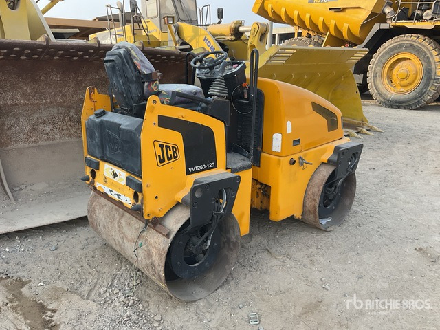 2008 JCB VMT260 - Silindir makinesi: fotoğraf 4 2008 JCB VMT260 - Silindir makinesi: fotoğraf 4