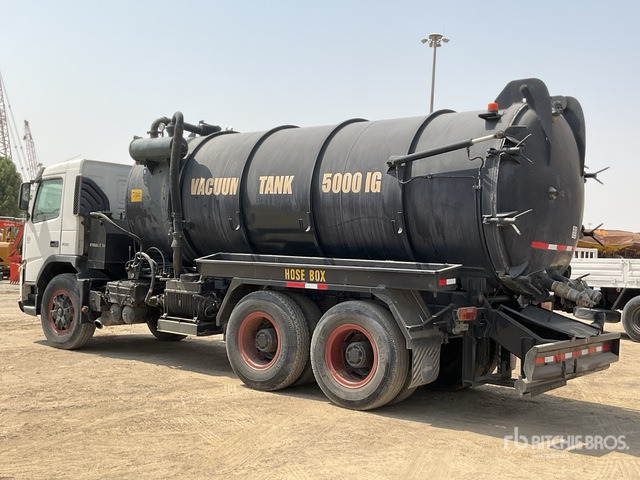 2008 Volvo FM400 6x4 20000 Liters Vacuum Tanker Truck - Vidanjör: fotoğraf 3 2008 Volvo FM400 6x4 20000 Liters Vacuum Tanker Truck - Vidanjör: fotoğraf 3