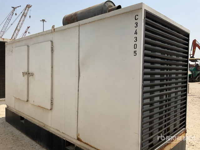 2011 Cummins 344 kVA Skid-Mounted (Inoperable) Generator Set - Elektrikli jeneratör: fotoğraf 4 2011 Cummins 344 kVA Skid-Mounted (Inoperable) Generator Set - Elektrikli jeneratör: fotoğraf 4