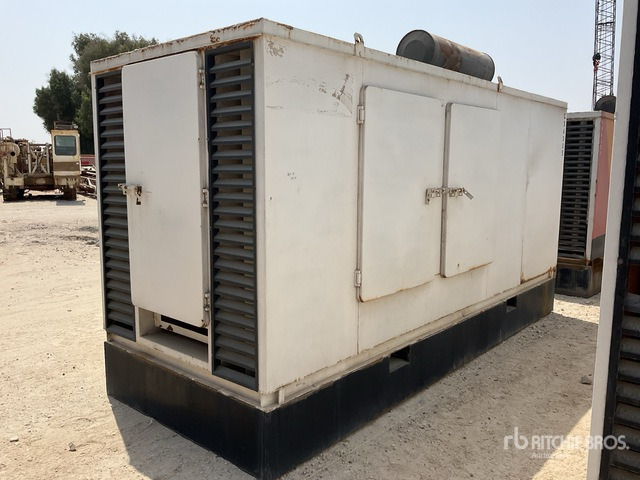 2011 Cummins 344 kVA Skid-Mounted (Inoperable) Generator Set - Elektrikli jeneratör: fotoğraf 1 2011 Cummins 344 kVA Skid-Mounted (Inoperable) Generator Set - Elektrikli jeneratör: fotoğraf 1