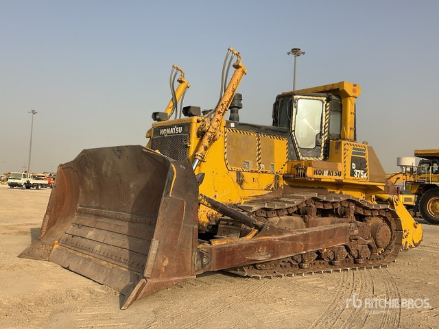 2012 Komatsu D375A-6R Crawler Dozer - Buldozer: fotoğraf 1 2012 Komatsu D375A-6R Crawler Dozer - Buldozer: fotoğraf 1