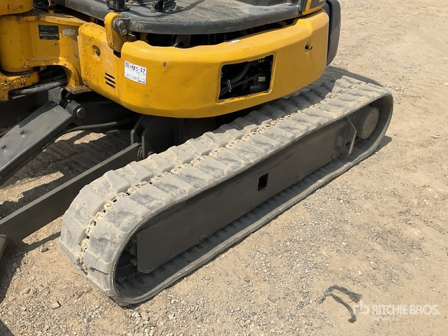 2015 Komatsu PC35MR-3 - Mini ekskavatör: fotoğraf 5 2015 Komatsu PC35MR-3 - Mini ekskavatör: fotoğraf 5