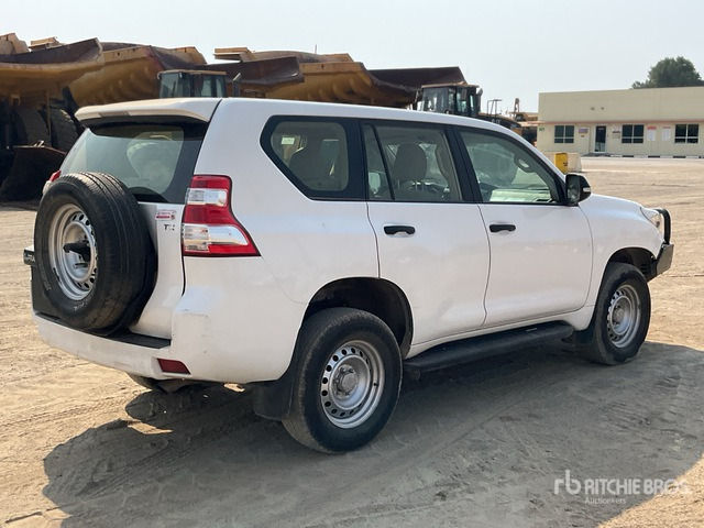 2015 Toyota Prado TX 150L 4x4 SUV - SUV: fotoğraf 3 2015 Toyota Prado TX 150L 4x4 SUV - SUV: fotoğraf 3