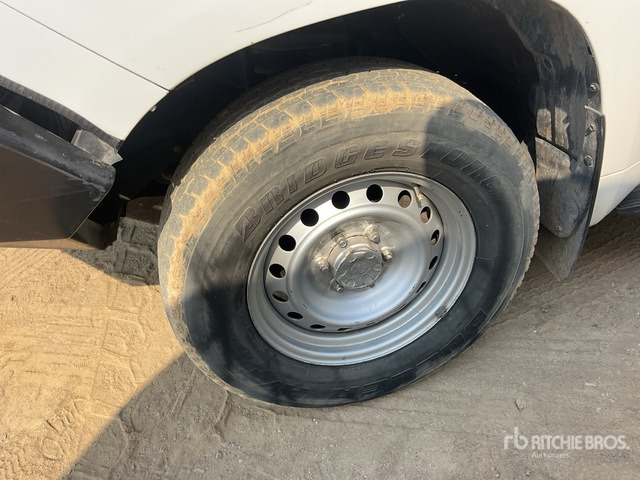 2015 Toyota Prado TX 150L 4x4 SUV - SUV: fotoğraf 5 2015 Toyota Prado TX 150L 4x4 SUV - SUV: fotoğraf 5