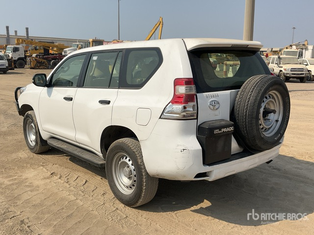 2015 Toyota Prado TX 150L 4x4 SUV - SUV: fotoğraf 4 2015 Toyota Prado TX 150L 4x4 SUV - SUV: fotoğraf 4