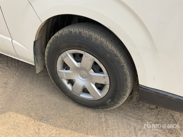 2018 Toyota Hiace 4x2 15-Seat Mini Bus - Minibüs, Minivan: fotoğraf 5 2018 Toyota Hiace 4x2 15-Seat Mini Bus - Minibüs, Minivan: fotoğraf 5
