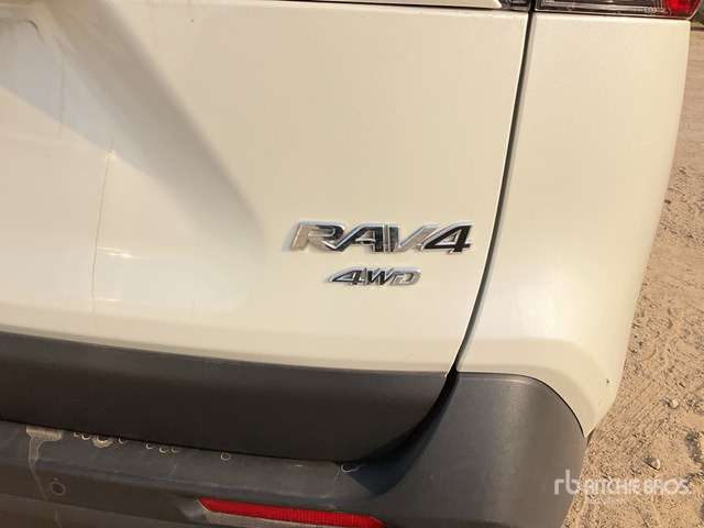 SUV 2019 Toyota RAV4 4WD SUV: fotoğraf 6