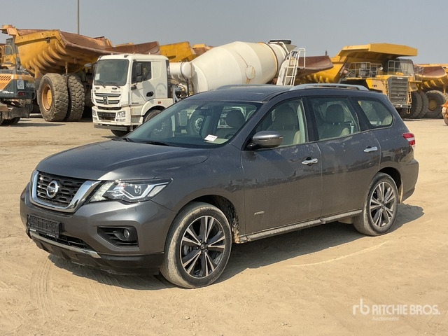 2020 Nissan Pathfinder 4WD Hybrid SUV - SUV: fotoğraf 2 2020 Nissan Pathfinder 4WD Hybrid SUV - SUV: fotoğraf 2