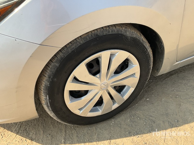 2020 Nissan Versa Automobile - Binek araba: fotoğraf 5 2020 Nissan Versa Automobile - Binek araba: fotoğraf 5