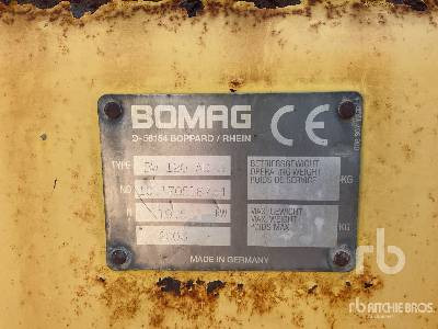BOMAG BW120 AD-3 - Yol silindiri: fotoğraf 5 BOMAG BW120 AD-3 - Yol silindiri: fotoğraf 5