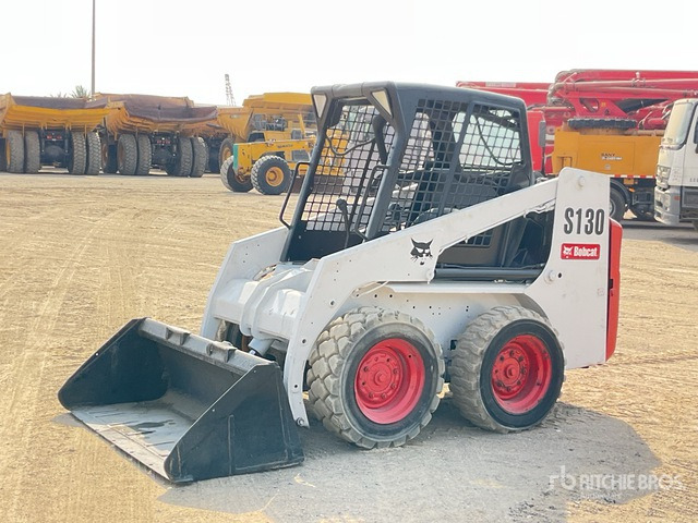 Bobcat S130 - Mini yükleyici: fotoğraf 1 Bobcat S130 - Mini yükleyici: fotoğraf 1