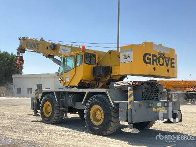 GROVE RT600E 50 ton 4x4x4 - Arazi tipi vinç: fotoğraf 2 GROVE RT600E 50 ton 4x4x4 - Arazi tipi vinç: fotoğraf 2