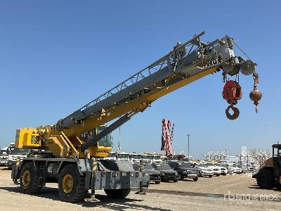 GROVE RT600E 50 ton 4x4x4 - Arazi tipi vinç: fotoğraf 4 GROVE RT600E 50 ton 4x4x4 - Arazi tipi vinç: fotoğraf 4