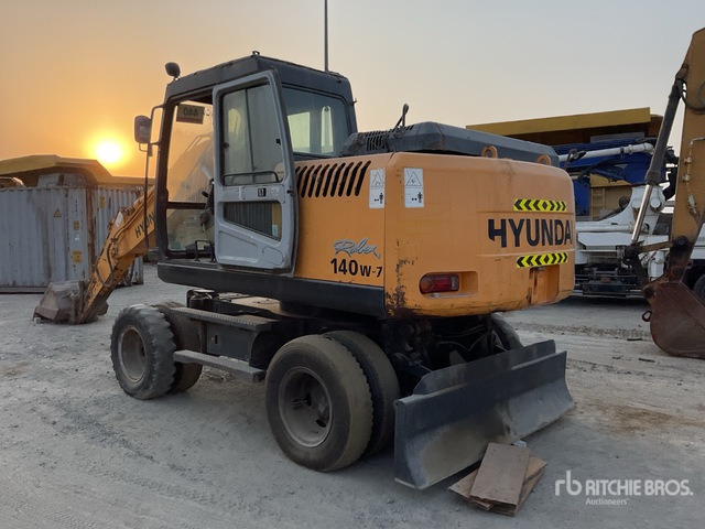Hyundai Robex 140W-7 - Tekerlekli ekskavatör: fotoğraf 4 Hyundai Robex 140W-7 - Tekerlekli ekskavatör: fotoğraf 4