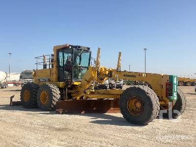 KOMATSU GD825A-2 - Greyder: fotoğraf 4 KOMATSU GD825A-2 - Greyder: fotoğraf 4