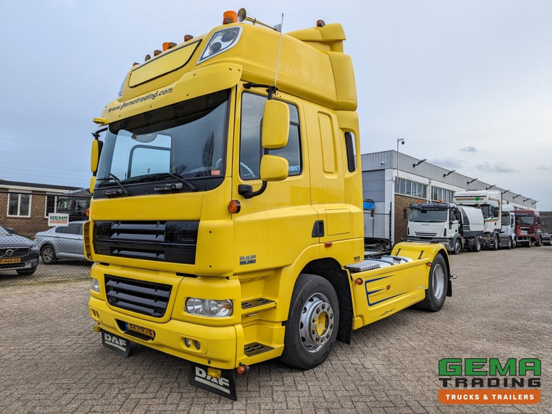 DAF FT CF85.360 4x2 Sleepcab Euro5 PTO Prep - 3-Spaaks stuur - Side Skirts - NATO (T1327) - Çekici: fotoğraf 1 DAF FT CF85.360 4x2 Sleepcab Euro5 PTO Prep - 3-Spaaks stuur - Side Skirts - NATO (T1327) - Çekici: fotoğraf 1