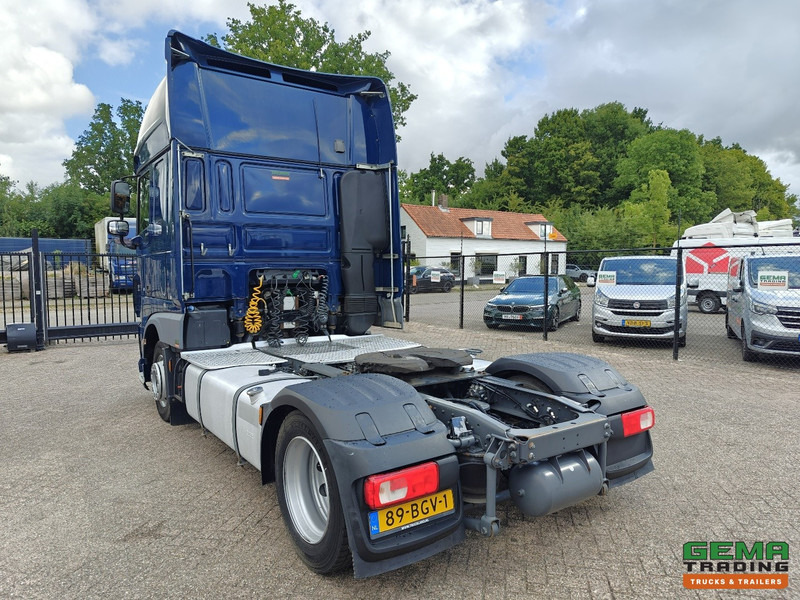 DAF XF 440 FT 4x2 SuperSpaceCab Euro6A - MEGA - Retarder - HandGeschakeld - 344.000KM! - Çekici: fotoğraf 4 DAF XF 440 FT 4x2 SuperSpaceCab Euro6A - MEGA - Retarder - HandGeschakeld - 344.000KM! - Çekici: fotoğraf 4