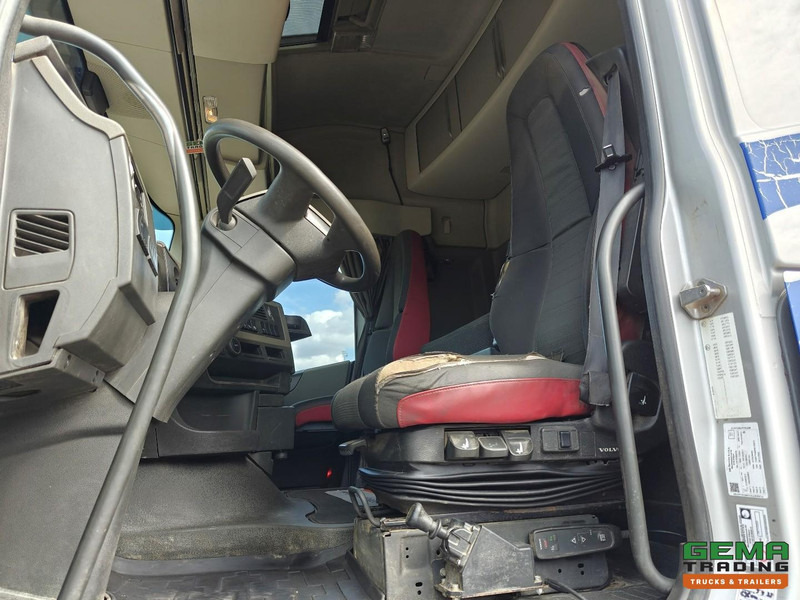 Volvo FH460 4x2 Globetrotter Euro6 - WF/Kiep Hydrauliek - Dubbele Tanks - Çekici: fotoğraf 5 Volvo FH460 4x2 Globetrotter Euro6 - WF/Kiep Hydrauliek - Dubbele Tanks - Çekici: fotoğraf 5