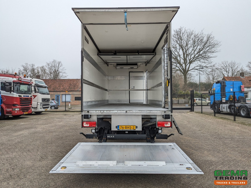 DAF FAN CF280 6x2/4 DayCab Euro6 - Koel-VriesBak 7.9m + Carrier Supra 1150MT + Laadklep 2000kg - 10/2025APK - Refrijeratör kamyon: fotoğraf 5 DAF FAN CF280 6x2/4 DayCab Euro6 - Koel-VriesBak 7.9m + Carrier Supra 1150MT + Laadklep 2000kg - 10/2025APK - Refrijeratör kamyon: fotoğraf 5